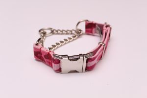 An image of a camo martingale dog collar from the Martingale Collar Camo Series