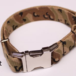 An image of a camouflage dog collar from TheUltimateLeash.com